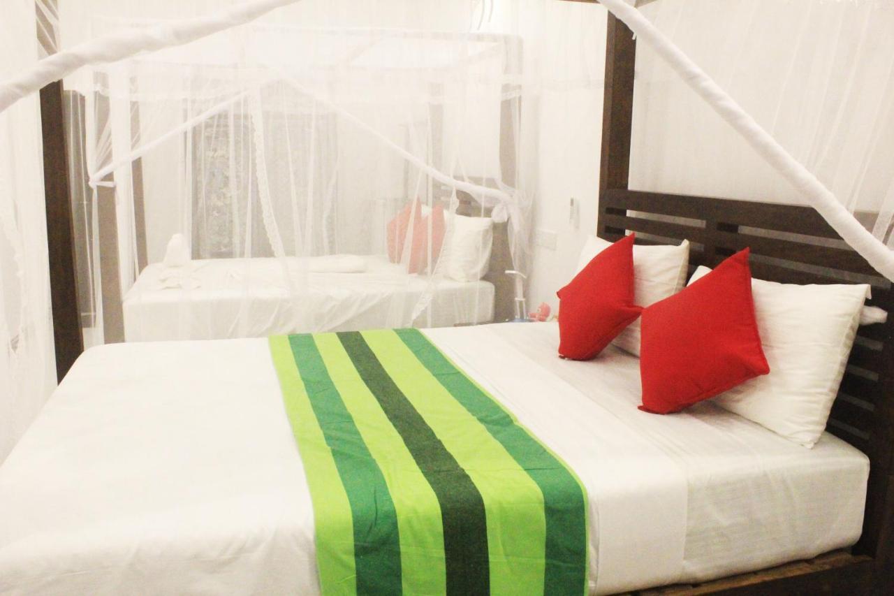 Hotel Bejewelled Sigirîya Extérieur photo